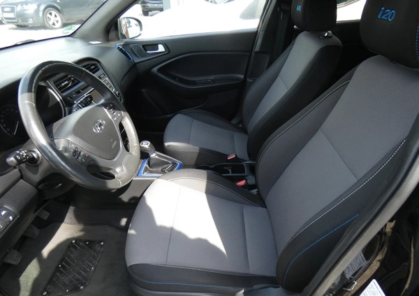 Hyundai i20 cena 34900 przebieg: 169999, rok produkcji 2016 z Brwinów małe 106